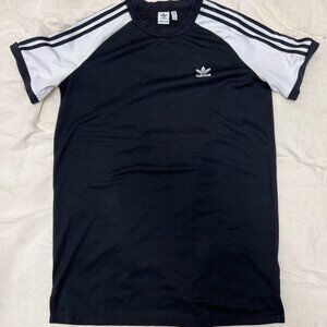 Adidas Black and white T shirt dress in size XL